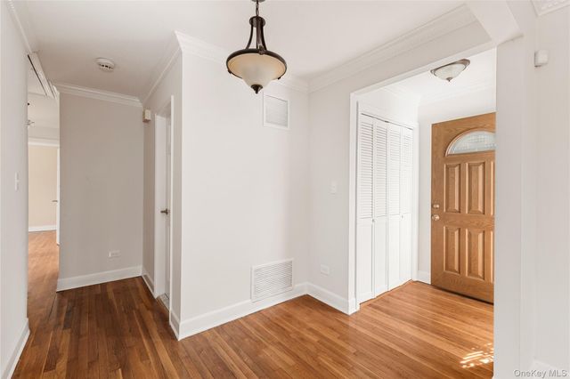 2615 Clearview Expressway, Bayside, NY 11360