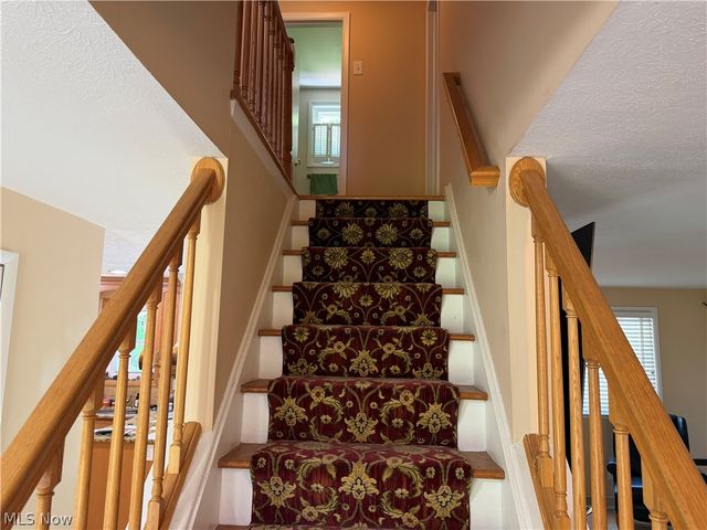 8094 Rolling Brook Road, Northfield, OH 44067