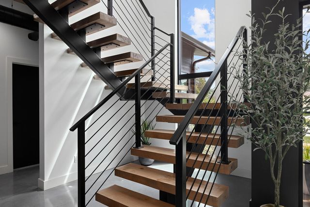 861 Bantry Court, Nixa, MO 65714