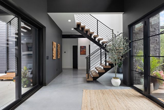 861 Bantry Court, Nixa, MO 65714