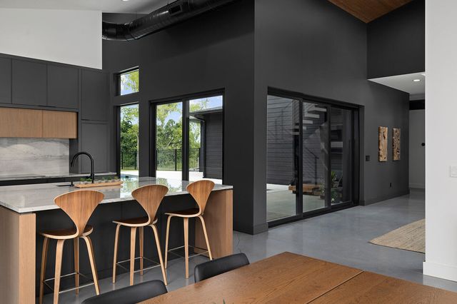 861 Bantry Court, Nixa, MO 65714