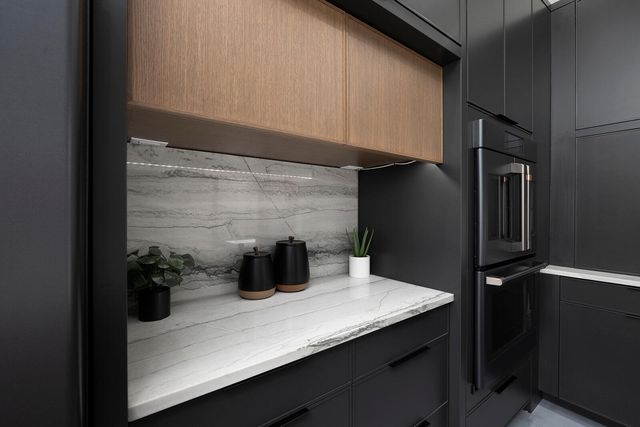 861 Bantry Court, Nixa, MO 65714