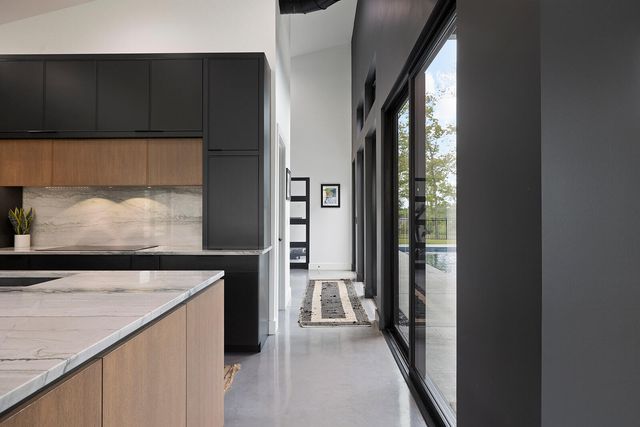 861 Bantry Court, Nixa, MO 65714