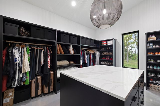 861 Bantry Court, Nixa, MO 65714