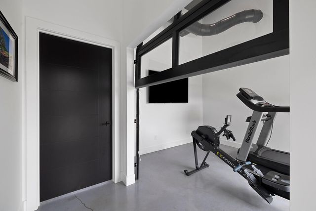 861 Bantry Court, Nixa, MO 65714