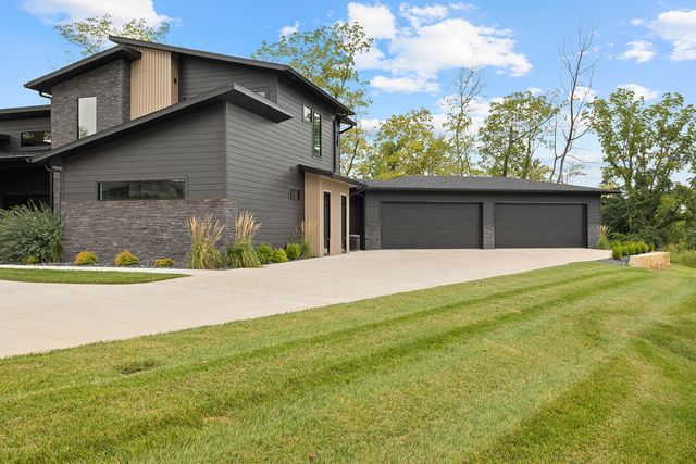 861 Bantry Court, Nixa, MO 65714