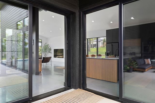 861 Bantry Court, Nixa, MO 65714