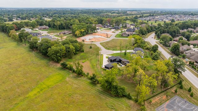 861 Bantry Court, Nixa, MO 65714