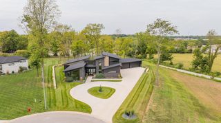 861 Bantry Court, Nixa, MO 65714