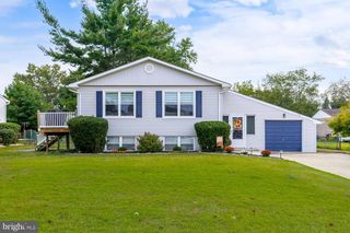 746 ALLEN AVE, Gibbstown, NJ 08027