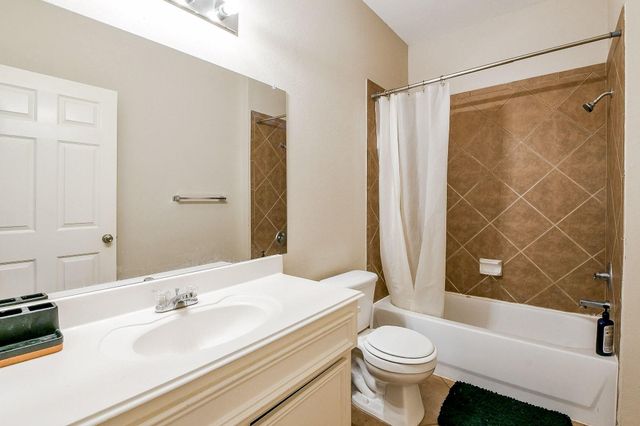 7007 Plum Creek Trail Lane, Houston, TX 77087