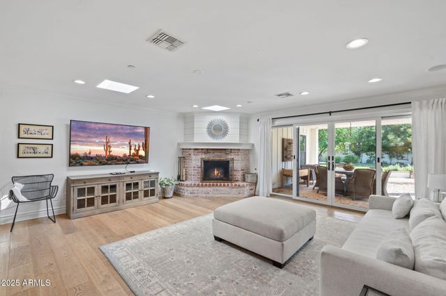 8107 E DEL CUARZO Drive, Scottsdale, AZ 85258