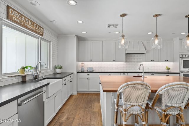 8107 E DEL CUARZO Drive, Scottsdale, AZ 85258