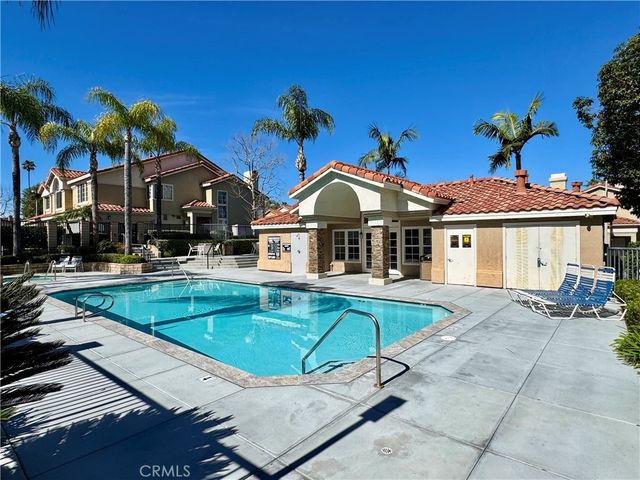 2001 Via Como 103, Corona, CA 92881