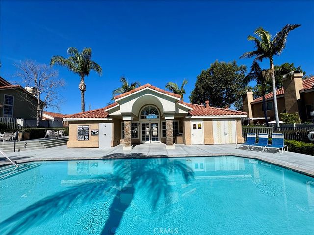 2001 Via Como 103, Corona, CA 92881