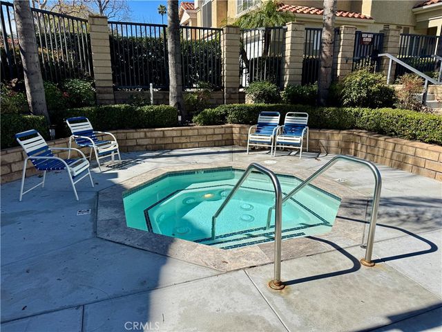 2001 Via Como 103, Corona, CA 92881