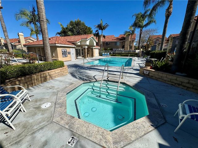 2001 Via Como 103, Corona, CA 92881