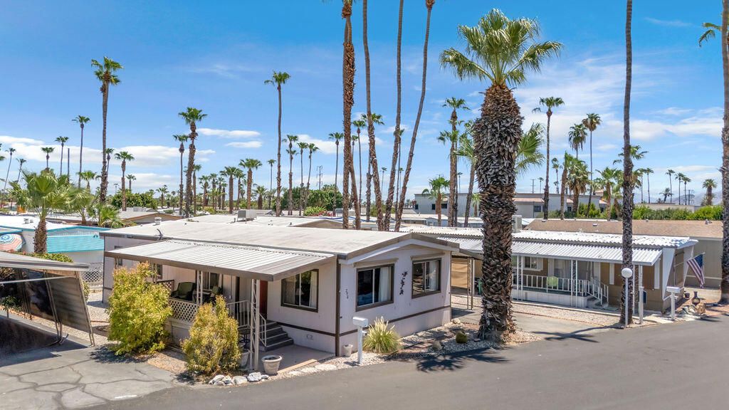 Image 2 of property listing at 290 Butterfield, Cathedral City, CA 92234