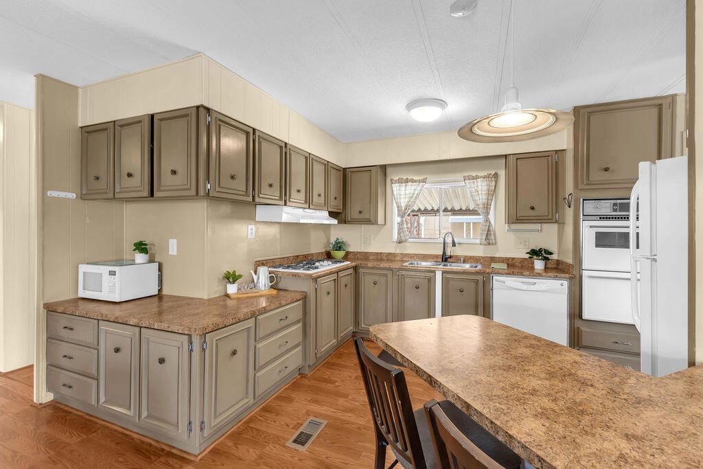 Image 20 of property listing at 290 Butterfield, Cathedral City, CA 92234