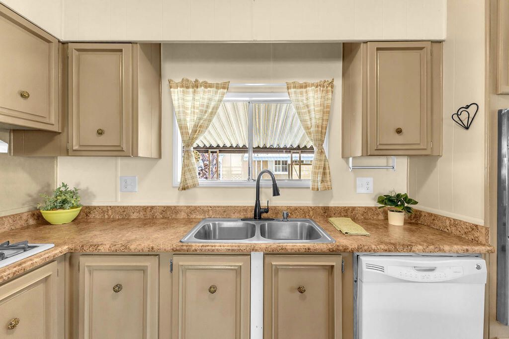 Image 23 of property listing at 290 Butterfield, Cathedral City, CA 92234