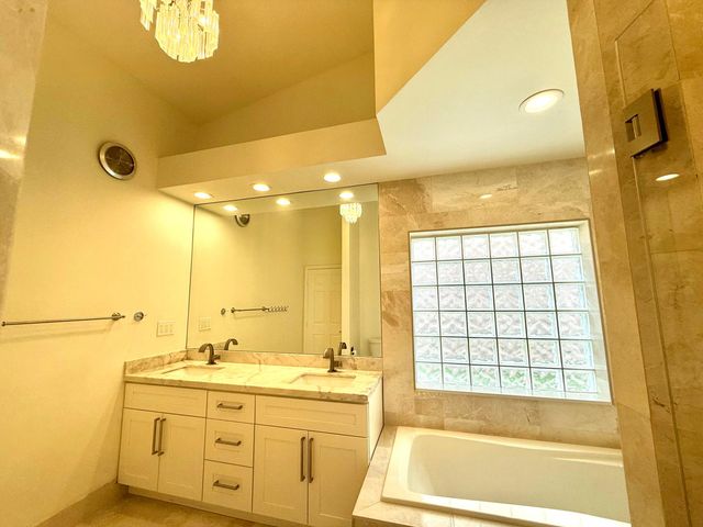 23261 Torre Circle, Boca Raton, FL 33433