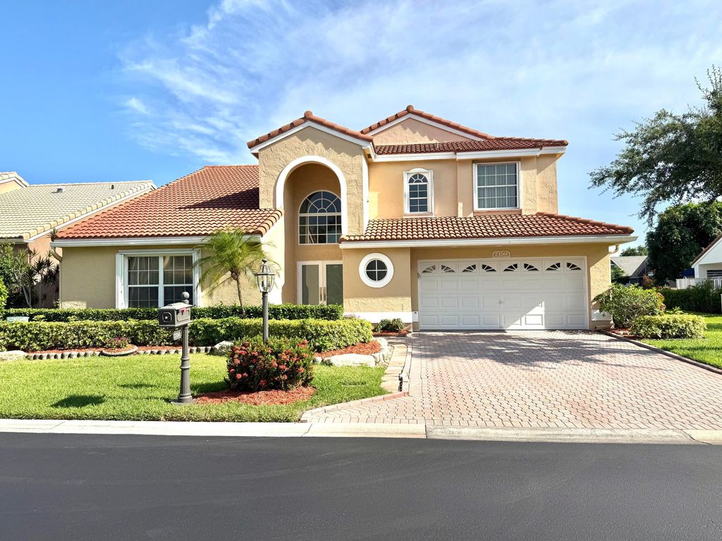 23261 Torre Circle, Boca Raton, FL 33433