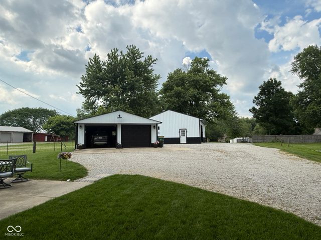 426 W Michigan Street, Clayton, IN 46118