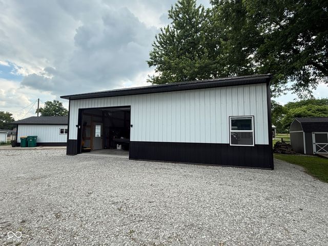 426 W Michigan Street, Clayton, IN 46118