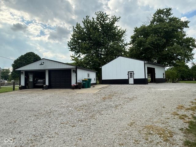 426 W Michigan Street, Clayton, IN 46118