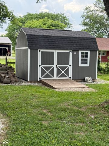 426 W Michigan Street, Clayton, IN 46118