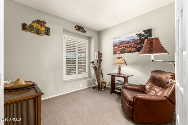 6410 S SENATE Street, Chandler, AZ 85249