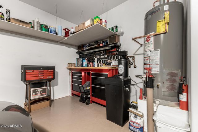 6410 S SENATE Street, Chandler, AZ 85249