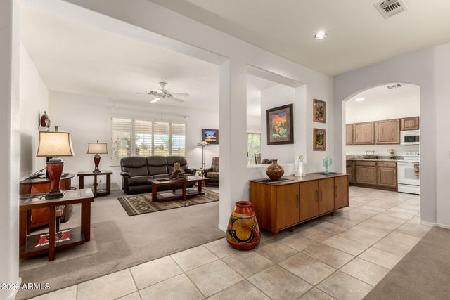 6410 S SENATE Street, Chandler, AZ 85249