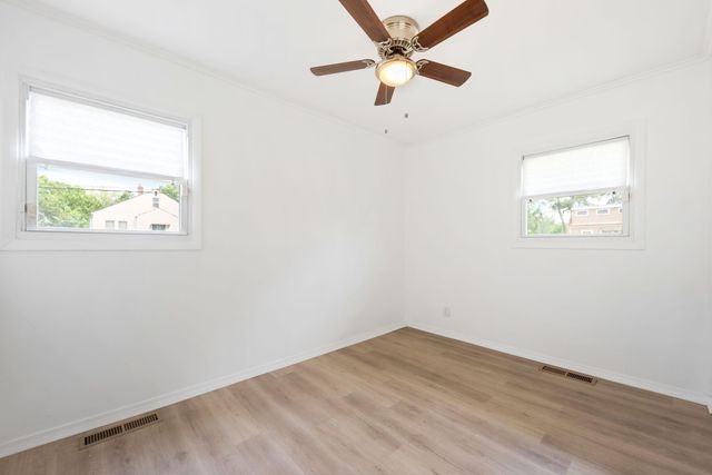 7004 Chestnut Avenue, Hammond, IN 46324