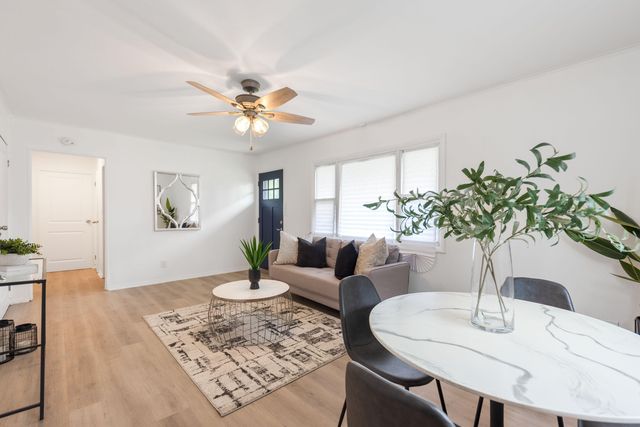 7004 Chestnut Avenue, Hammond, IN 46324