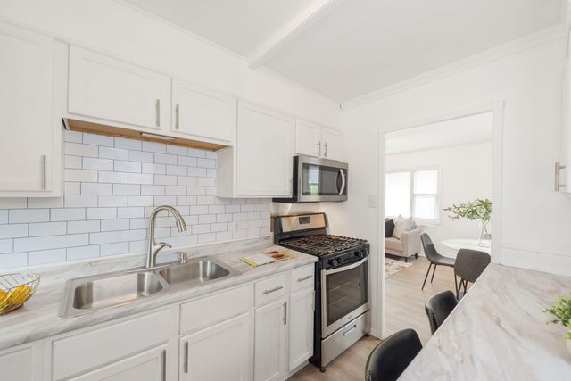 7004 Chestnut Avenue, Hammond, IN 46324