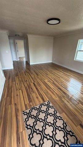 275 Kenwood Av NE, Salem, OR 97301