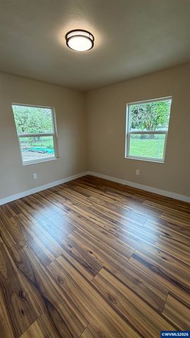 275 Kenwood Av NE, Salem, OR 97301