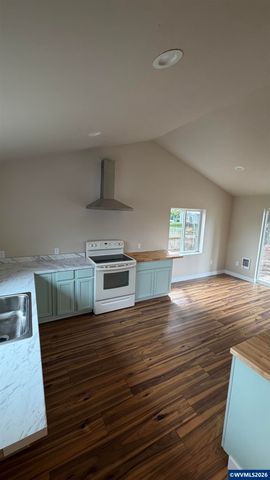 275 Kenwood Av NE, Salem, OR 97301