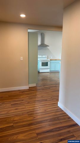 275 Kenwood Av NE, Salem, OR 97301