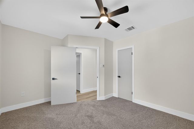 2424 Oaklawn Drive, La Marque, TX 77568