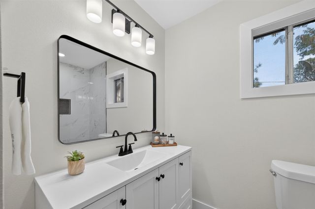 2424 Oaklawn Drive, La Marque, TX 77568