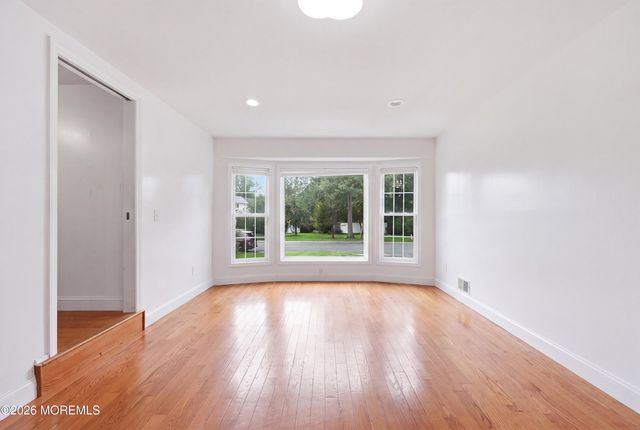 1893 Lauren Lane, Toms River, NJ 08755