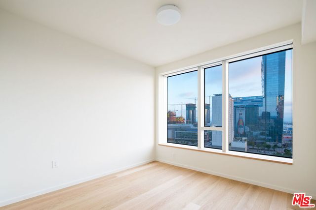 889 Francisco Street 3002, Los Angeles, CA 90017