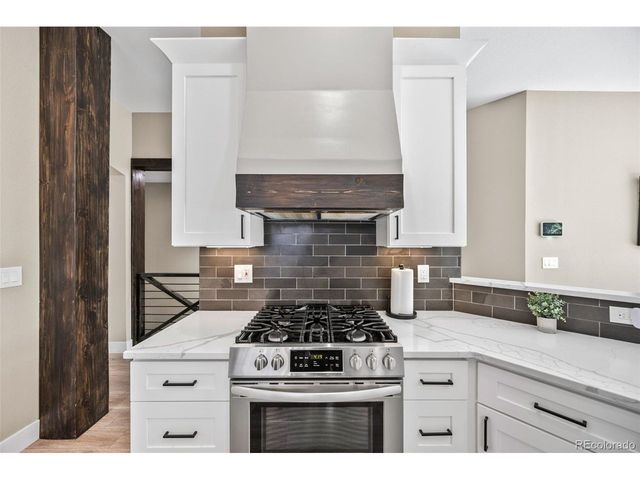 10553 Stonemeadow Dr, Parker, CO 80134