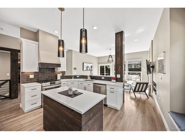 10553 Stonemeadow Dr, Parker, CO 80134