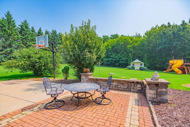 5610 Reiner Road, Sun Prairie, WI 53590