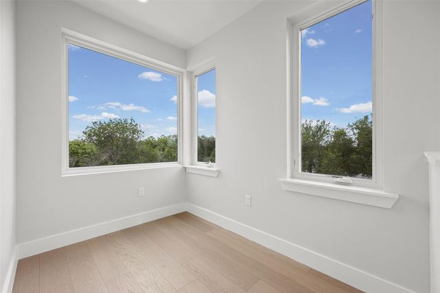 100 W Odell ST 1, Austin, TX 78752