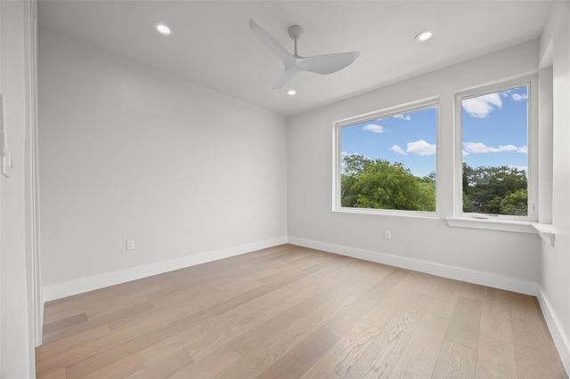 100 W Odell ST 1, Austin, TX 78752