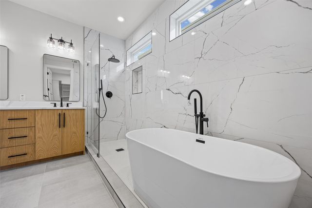 100 W Odell ST 1, Austin, TX 78752
